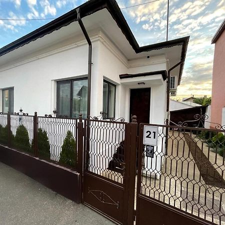 Premier Rooms Ploieşti Eksteriør billede