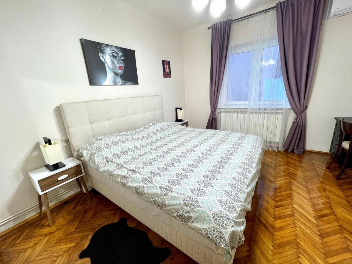 Premier Rooms Ploieşti Eksteriør billede