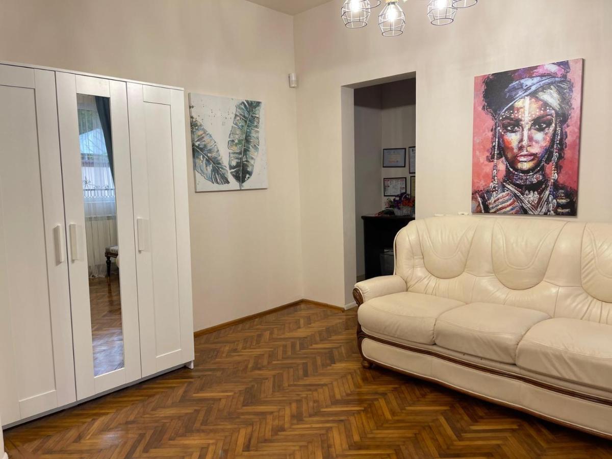 Premier Rooms Ploieşti Eksteriør billede